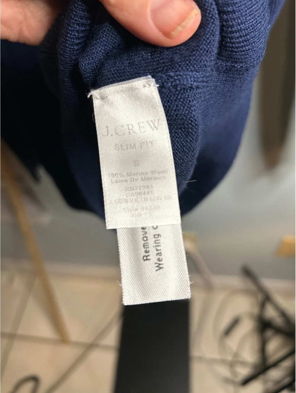 J.Crew Slim Fit Merino Wool V-Neck Sweater in Navy Blue, Size S